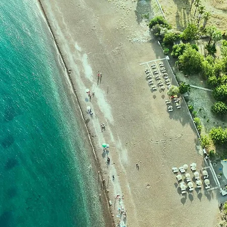 Resort Eden Bungalows&beach *